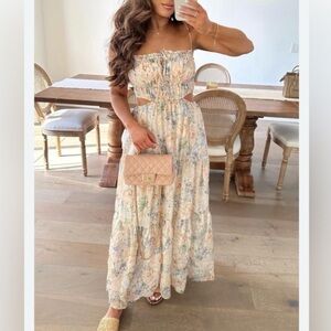ASTR the label maxi floral dress
